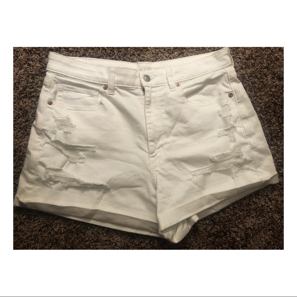 American Eagle white denim mom shorts
